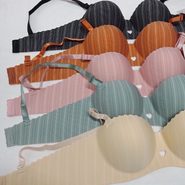 Áo  901 đúc kẻ bàn tay nâng ngực