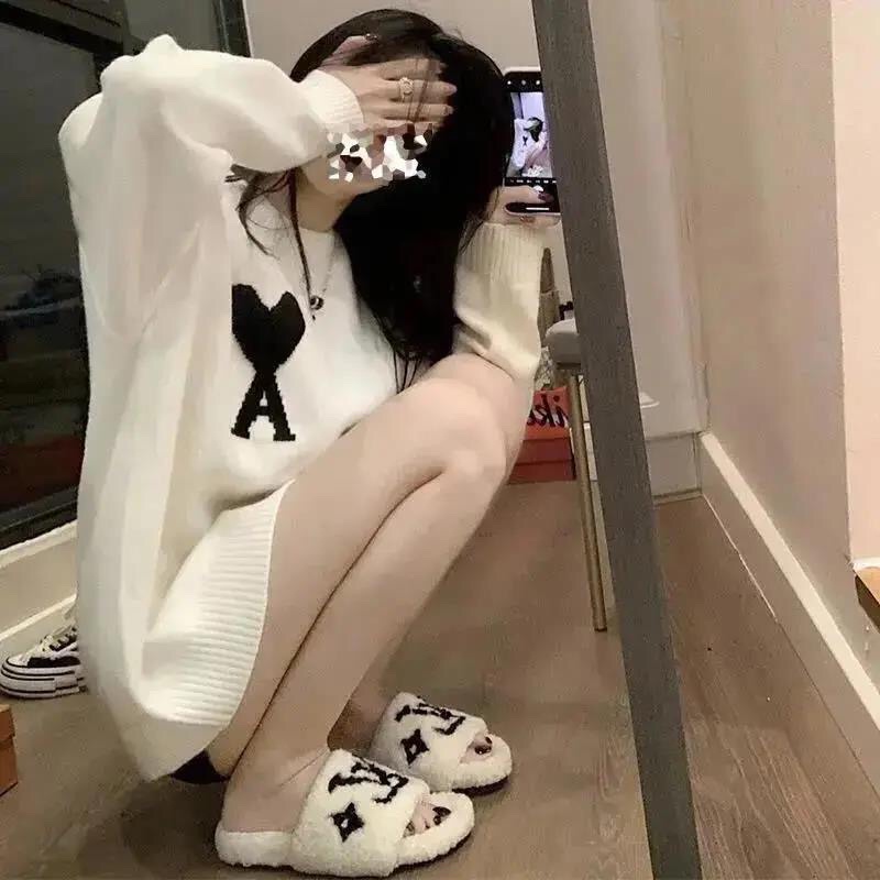 〰Áo len tim dệt kim màu trắng thiết kế theo phong cách Hàn Quốc🤍〰️