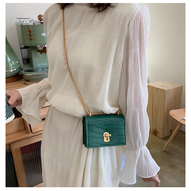 Túi đeo chéo mini dây xích chuỗi da cá sấu phong cách hàn quốc TDC34 Zavana size 13