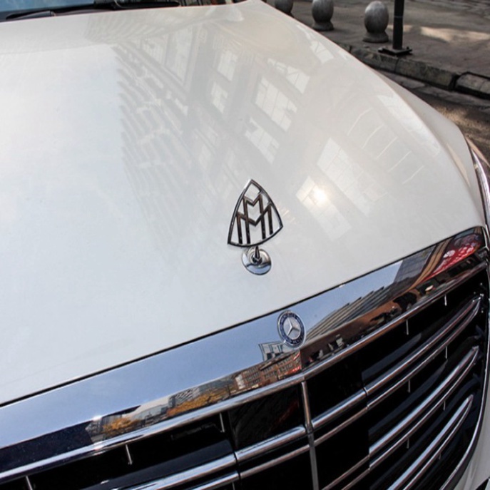 Logo hợp kim mạ crom Maybach nắp capo đầu xe ô tô, dùng độ cho xe Mercedes cao cấp MB2669 (HÀNG LOẠI 1)