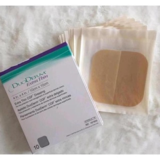 1 miếng dán nhanh xẹp mụn duoderm extra thin 10cm x 10cm