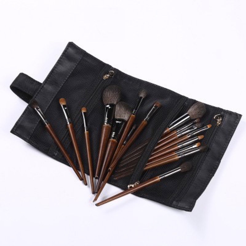 Bộ Cọ Trang Điểm 24 Cây Lông Thú ( kèm bao cọ )