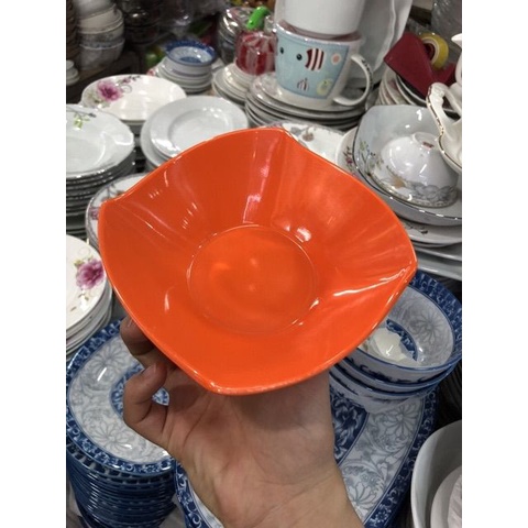 Tô vuông lượn sóng đựng kem,chè,trái cây ,bánh Plan,sữa chua nhựa Melamine