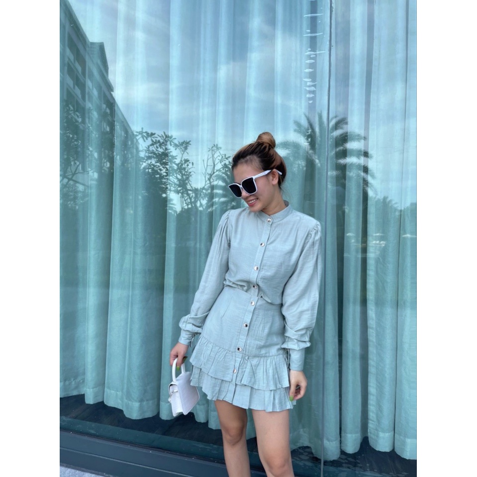 Set sơ mi cổ trụ kèm chân váy bèo siêu xinh