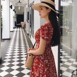 Váy hoa cổ v