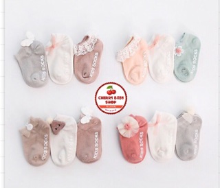 Set 3 đôi tất (vớ) cho bé gái siêu xinh