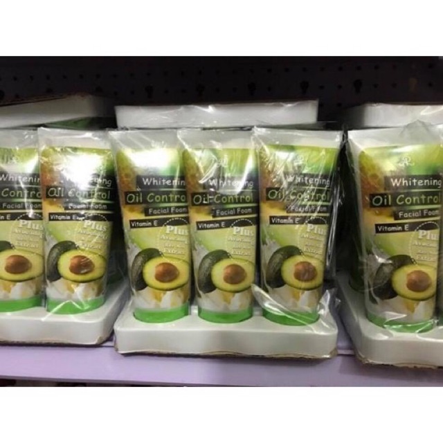 Sửa rửa mặt bơ Thái Lan 210ml