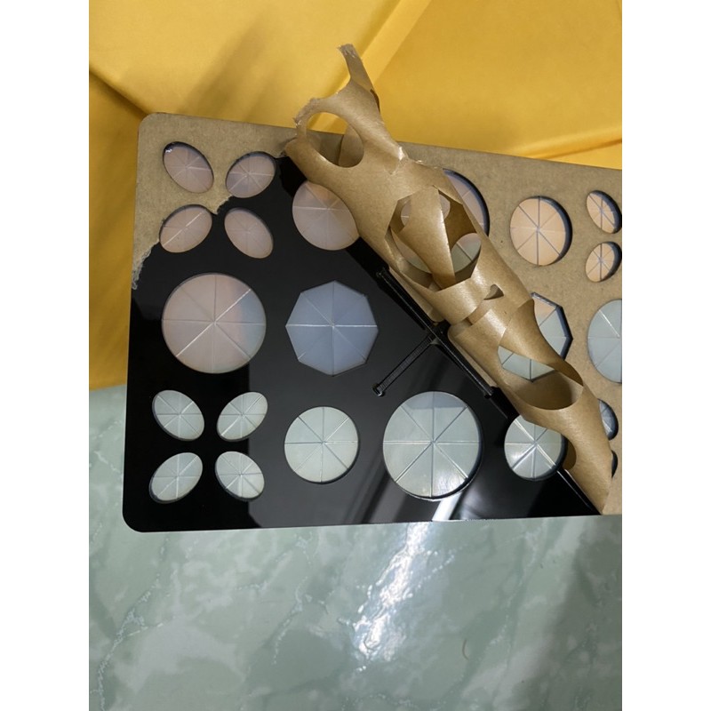 Có sẵn - giá phơi cọ trang điểm