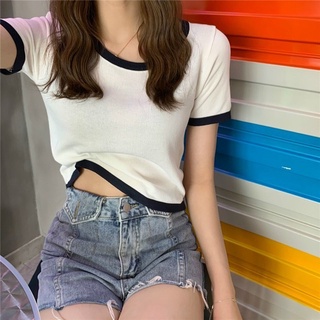 Áo thun gân cổ tròn viền cổ phối màu tay ngắn MC