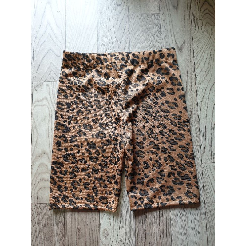 [Freeship đơn từ 0đ] Quần short ôm đủ màu / da beo biker hiệu F21 | BigBuy360 - bigbuy360.vn