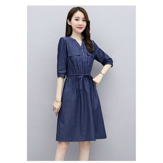 Đầm jean xòe eo cổ V