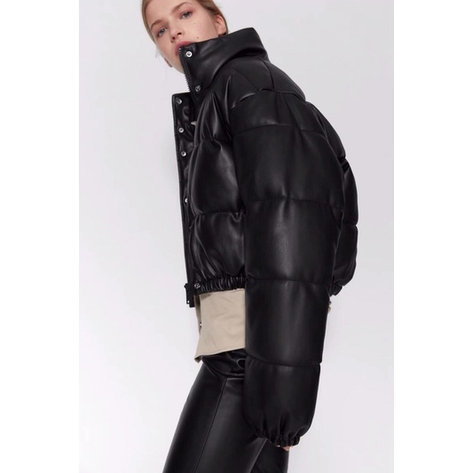 Áo khoác phao croptop