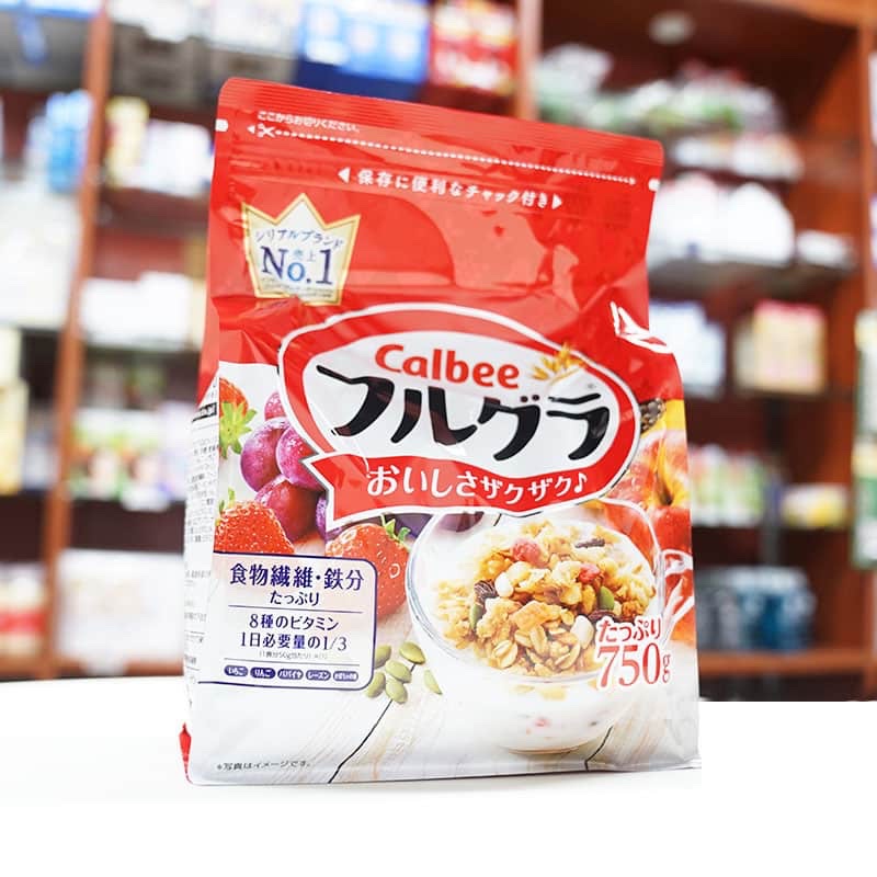 Ngũ cốc Calbee Nhật Bản màu đỏ 750g(date 10/2022)