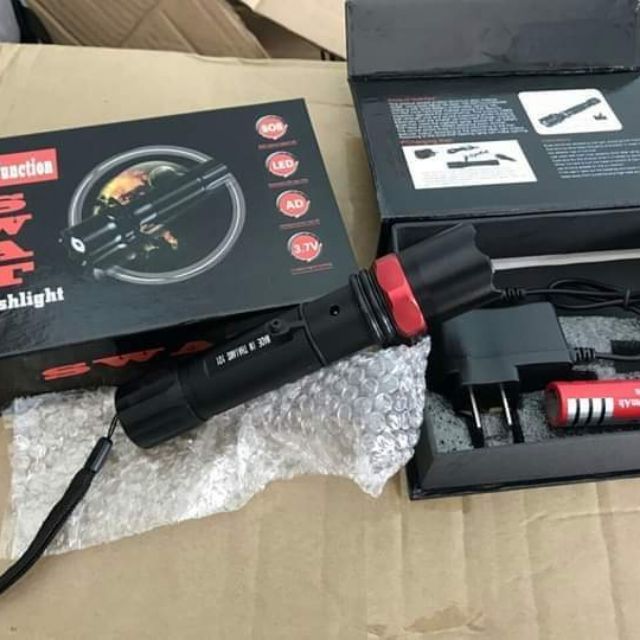 Đèn pin siêu sáng police