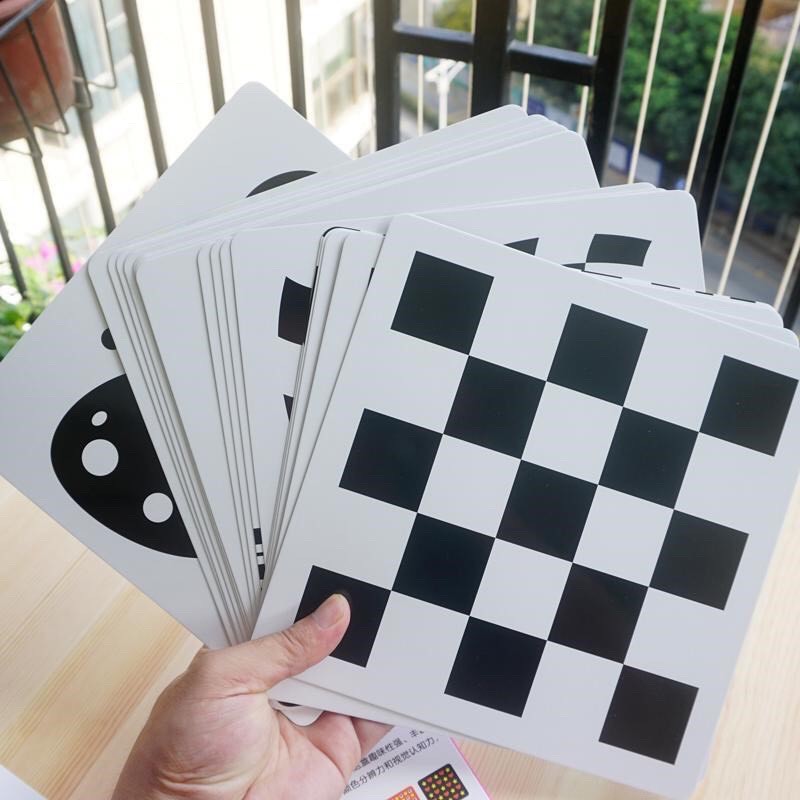 Bộ thẻ flashcard kích thích Thị giác và não phải cho bé sơ sinh từ 0- 36 tháng, khổ 21 x 21 cm, in 2 mặt