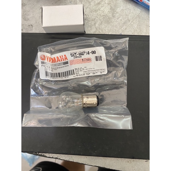Bóng đèn hậu yamaha chính hãng