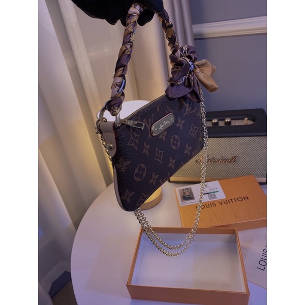 Túi LV kèm khăn Fullbox nguyên seal+ bill Hải quan xịn