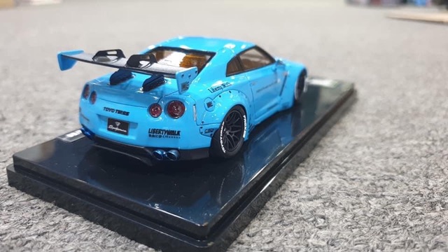 Mô Hình Nissan GTR R35 LB-Works Liberty Walk 1:43 ONE MODEL