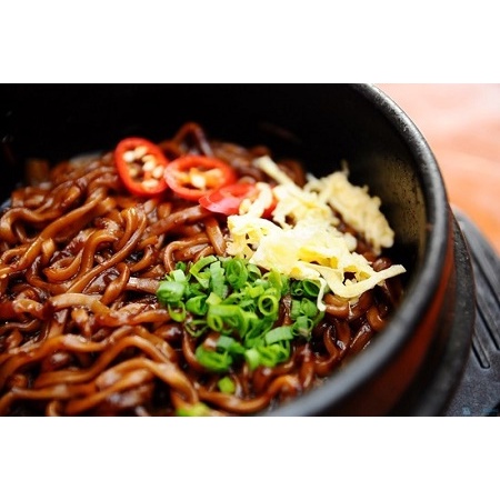 Mỳ trộn Tương đen Samyang gói140gr - Hàn Quốc