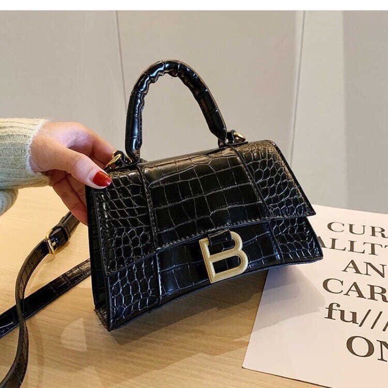 Túi xách siêu đẹp.