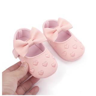 Giày da PU hình tim mềm mại cho bé sơ sinh
