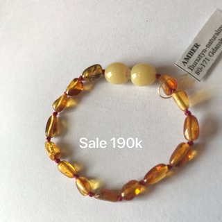 Vòng tay hổ phách cho bé sale sock