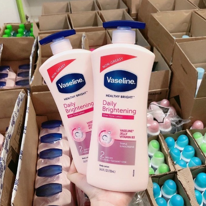 Sữa dưỡng thể Vaseline Healthy White UV Lightening 725ml