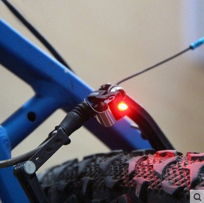 Đèn Led phanh xe đạp MOSOWORLD nhỏ độ sáng cao chống thấm nước an toàn hơn khi đi ban đêm