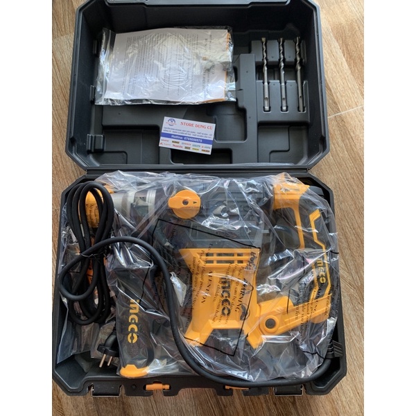 1500W Máy Khoan Đục Bê Tông INGCO RH150028 | Đầu gài SDS, khoan tối đa bê tông 32mm