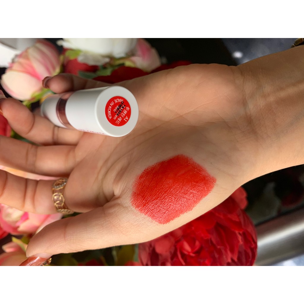 Son lì mịn, mềm môi, bền màu, không nặng môi RED COOKIES MARSHMALLOW POWDER LIPSTICK A1 Twenteen Red( Đỏ cam) 3.5g