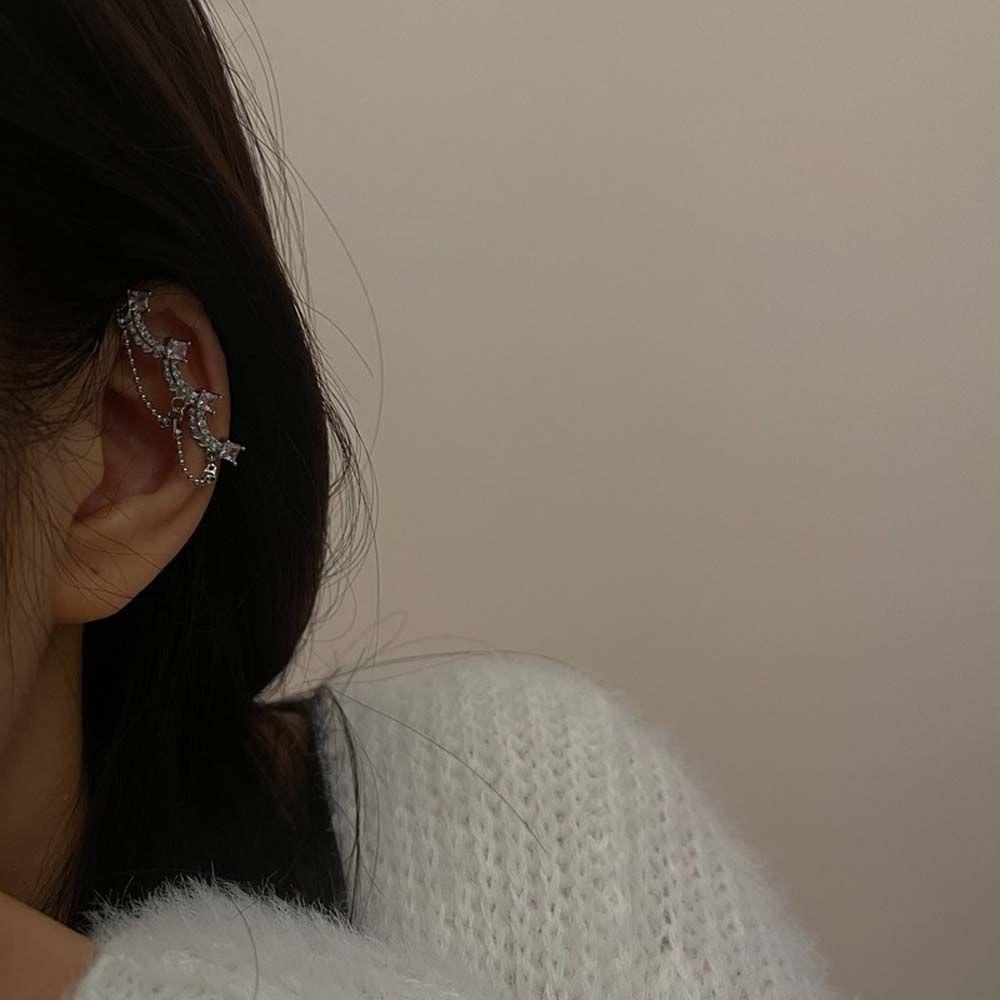 Khuyên Tai Dạng Kẹp Đính Nơ Tua Rua Màu Hồng Dành Cho Nữ MXMUSTY