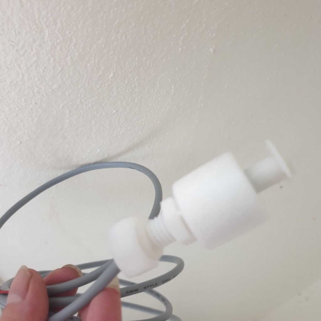 Phao tự ngắt chống cạn bảo vệ cho máy bơm quạt điều hoà loại đẹp điện 220v dài 1m2