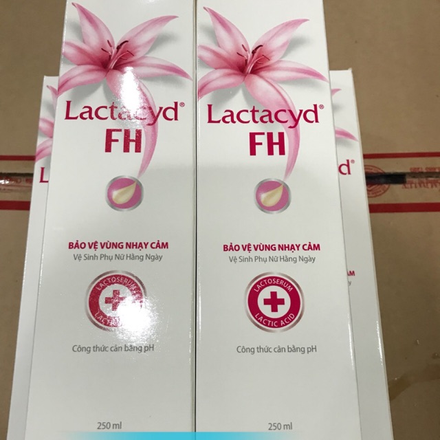 Dung dịch vệ sinh phụ nữ lactacyd 250ml