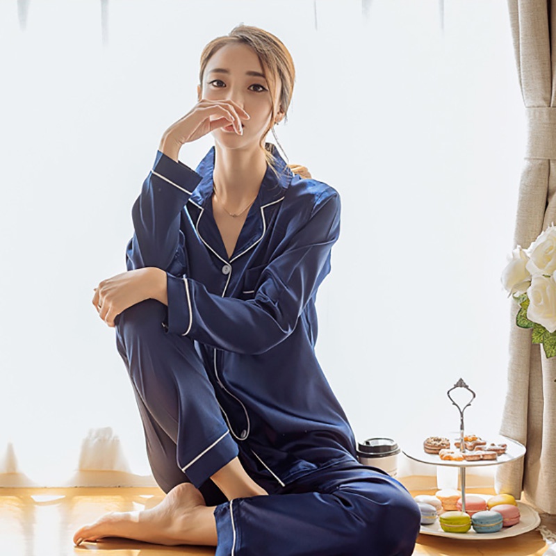 Bộ đồ ngủ pijama tay dài vải lụa satin màu trơn cài nút dành cho nữ