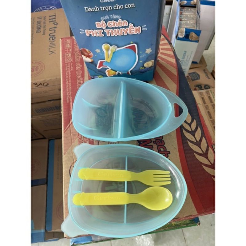 Bộ ăn dặm phi thuyền - hàng khuyến mãi từ #Redielac / Gerber