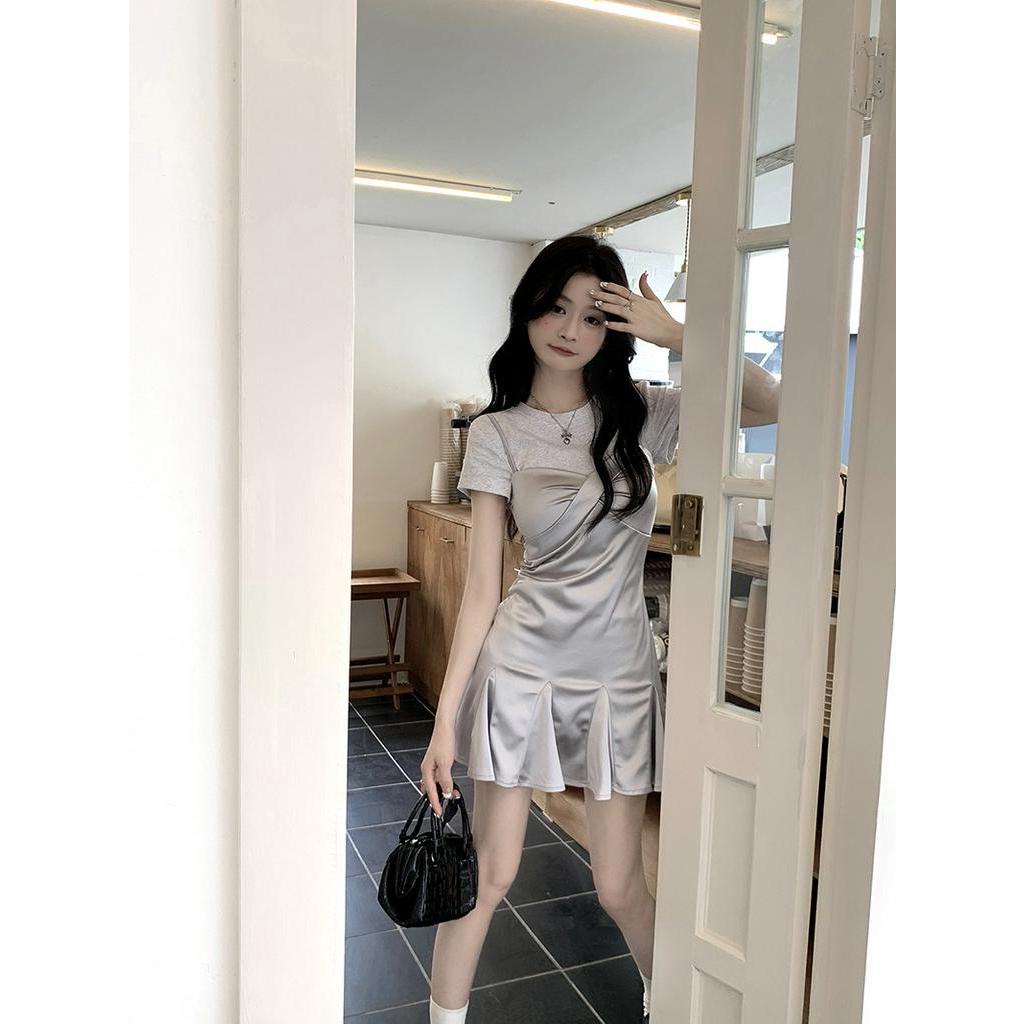 Đầm Hai Dây Xếp Ly Dáng Ôm Ngắn Tay Thời Trang Sành Điệu 63472