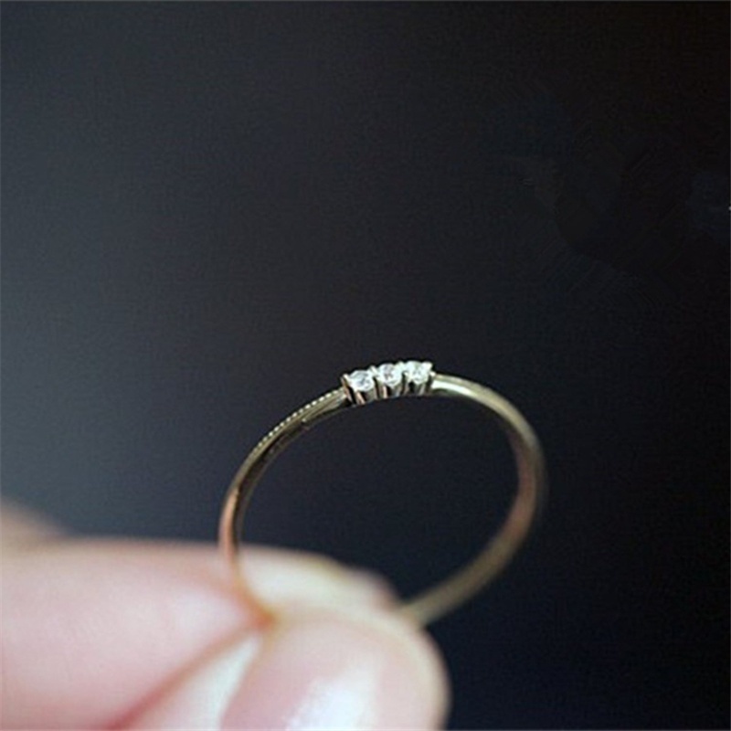 Twisted Shaped Diamond Wedding Band Gold Engagement Ring
