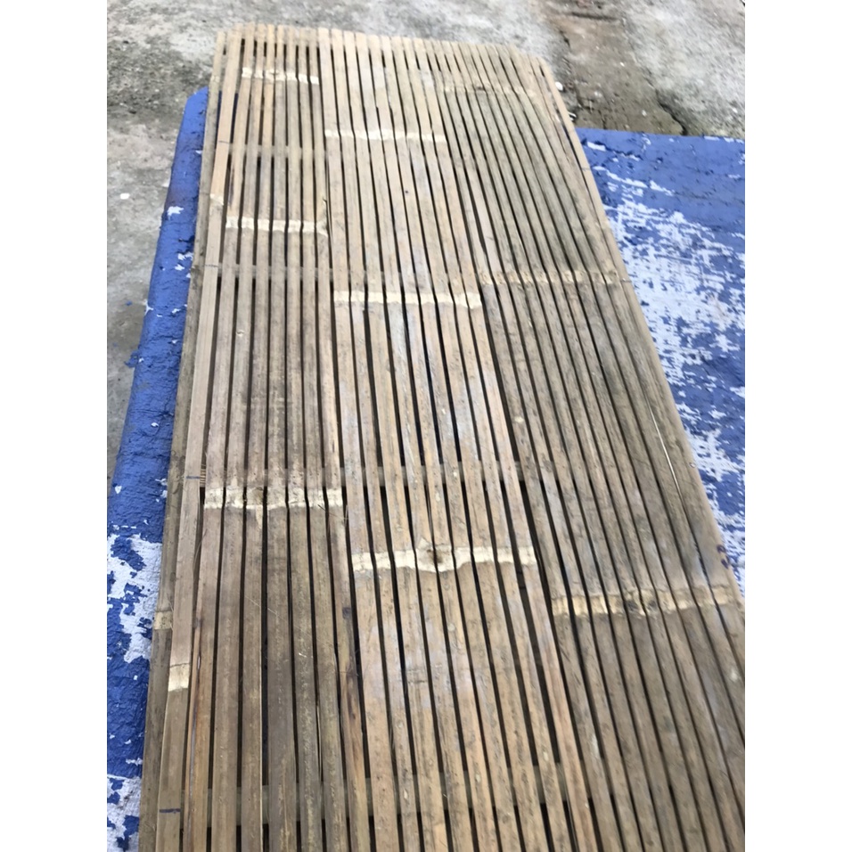 Dát  giường tre,Vạt giường cho bà đẻ nằm ,giường tre chõng tre cho bà đẻ cho người già nhiều kích thước