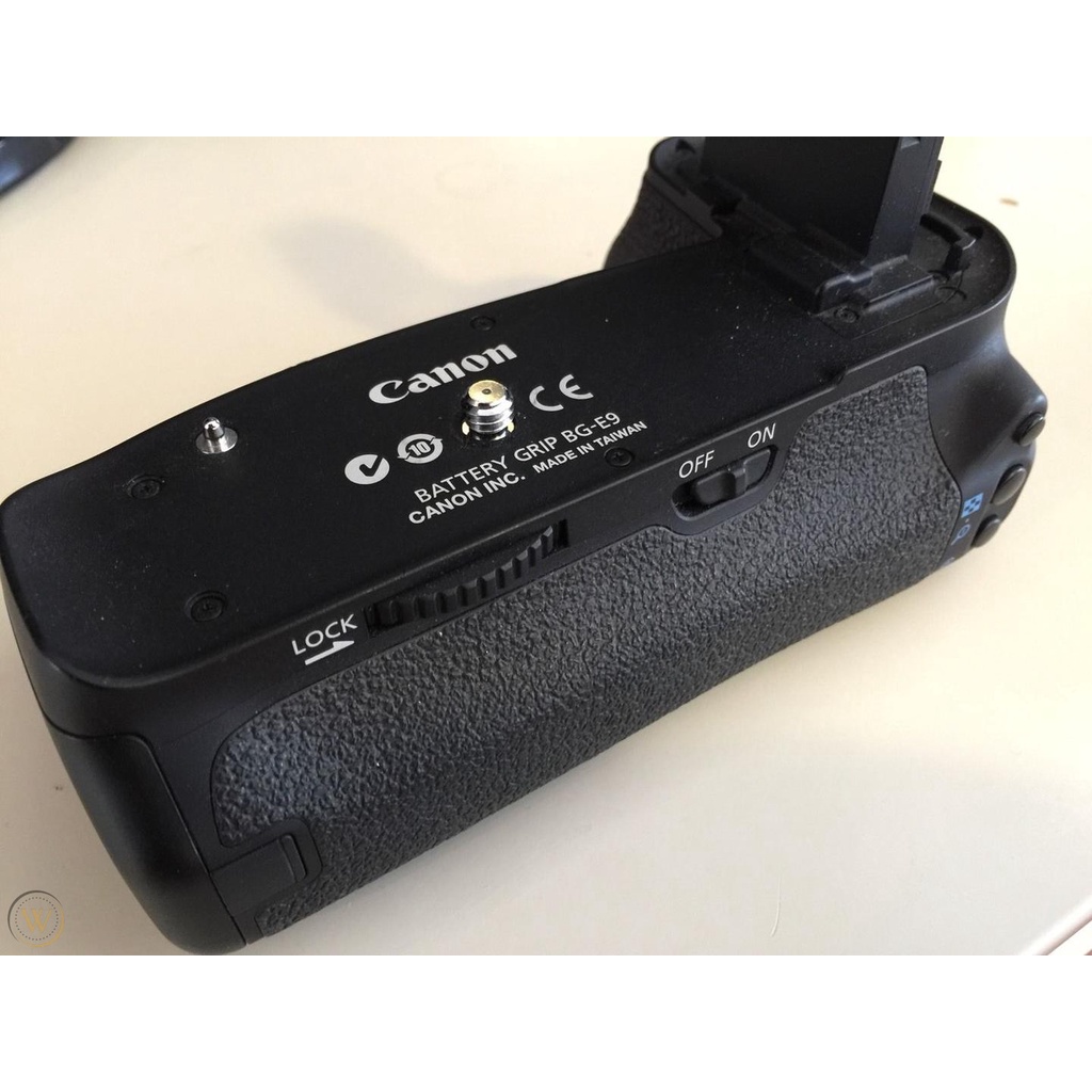 Đế pin Grip zin Canon 60D BG-E9 - Mới 95%