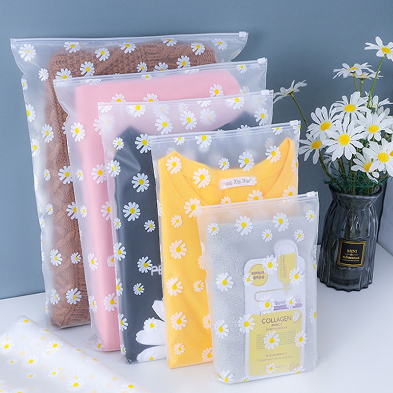 T-shirt Towel Clothes Storage Bag Small Daisy Waterproof Plastic Zipper Bag Transparent Cosmetic Bag Travel Toiletries Clothing Thickened Storage Bags