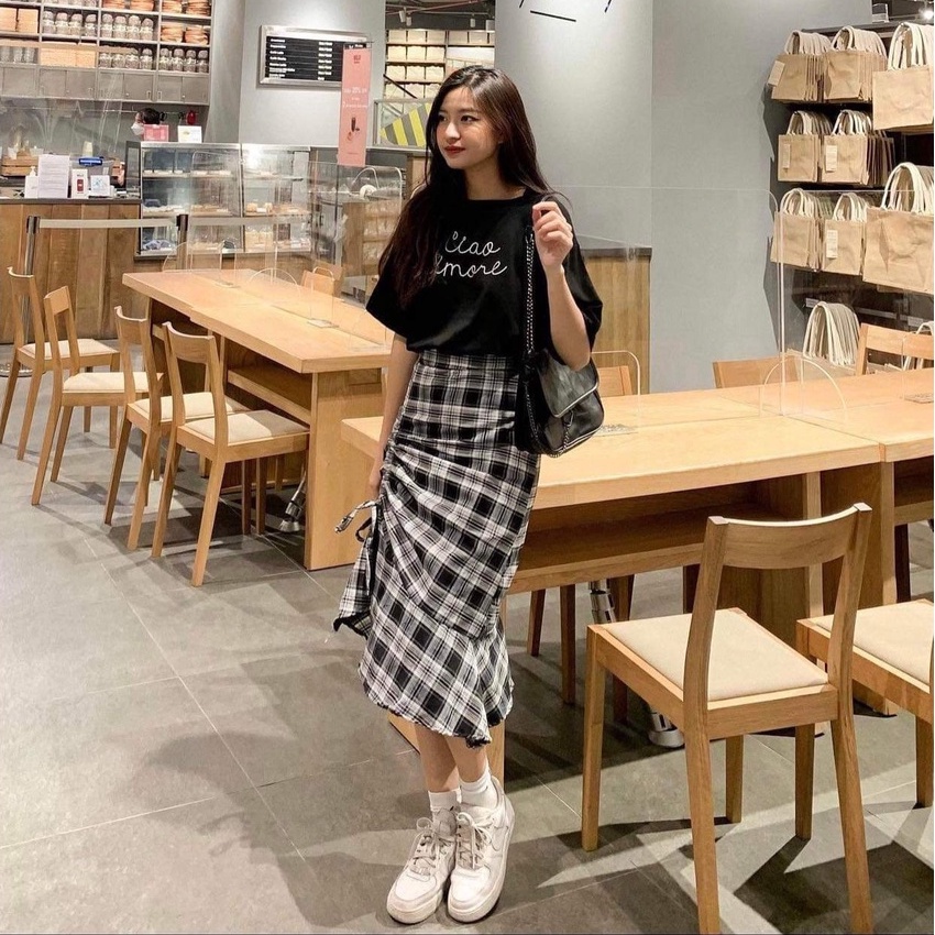 Set chân váy thô kẻ kèm áo thun bozip tiểu thư - Combo Đầm maxi suông đuôi bèo phối phông nữ hot