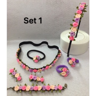 bộ phụ kiện hoa hồng như hình cho mẹ và bé đeo cặp