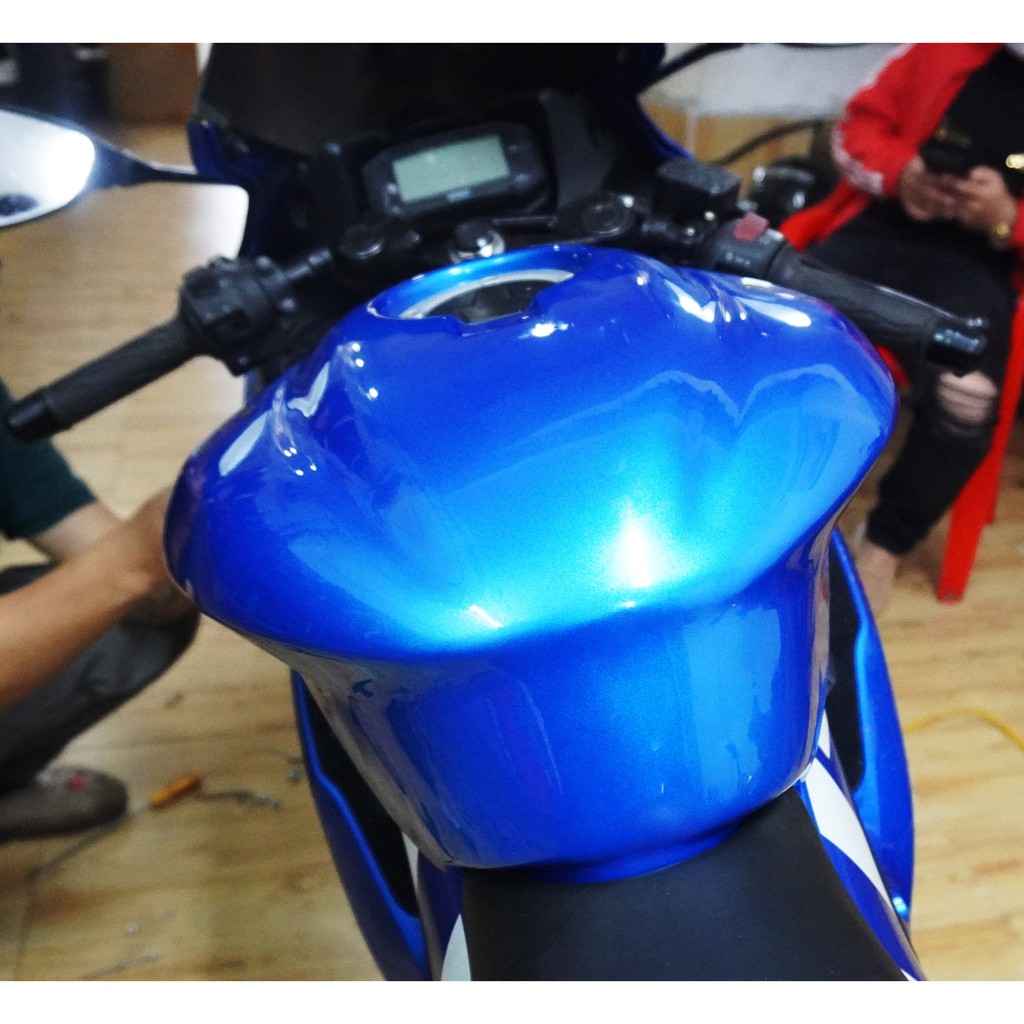 Ốp bình xăng kiểu Ducati cho GSX R-150