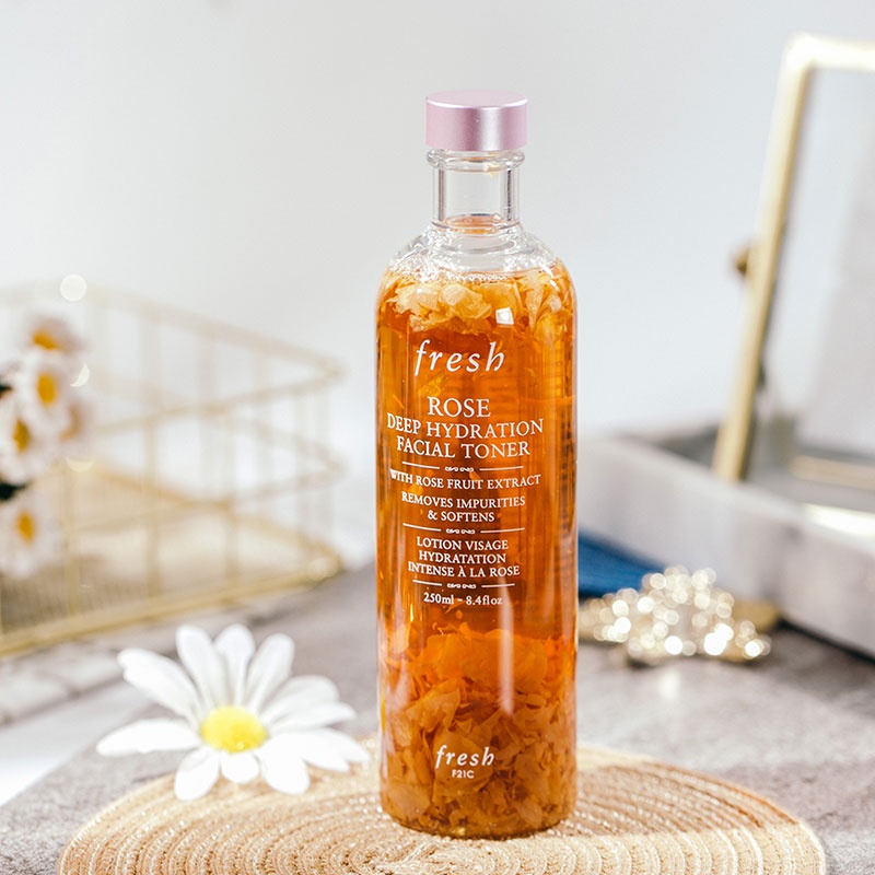 Nước Cân Bằng Da Giữ Ẩm Chuyên Sâu - Fresh Rose Deep Hydration Facial Toner 250ml