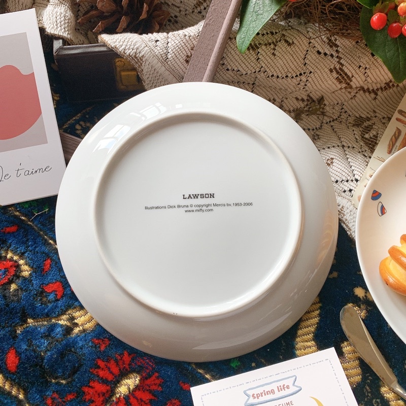 Đĩa Mlffy trắng dễ thương