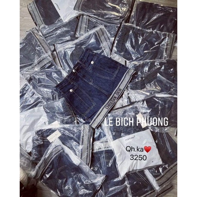 Chân váy jeans chữ gấu hàng QCL1