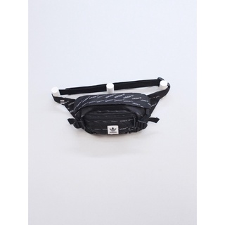Q9209 - Túi đeo chéo Adidas in logo chữ adidas