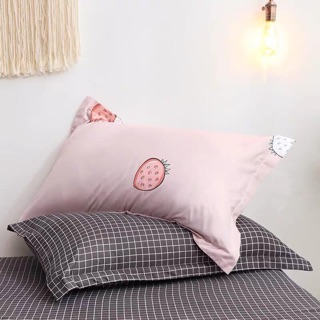 Bộ chăn ga poly  dâu kẻ caro