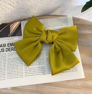 Kẹp tóc nơ 65k/1 set 5 cái