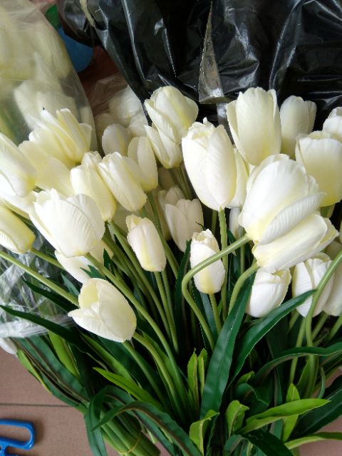 hoa giả- hoa tuylip cành 3 bông - trang trí nhà cửa